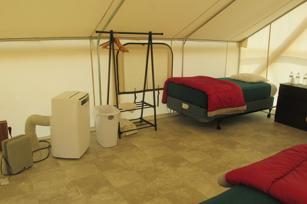 Glamping Tent Sleep 4 to 6 Photo 2