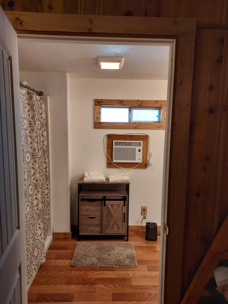 Casey's Cabin Photo 6